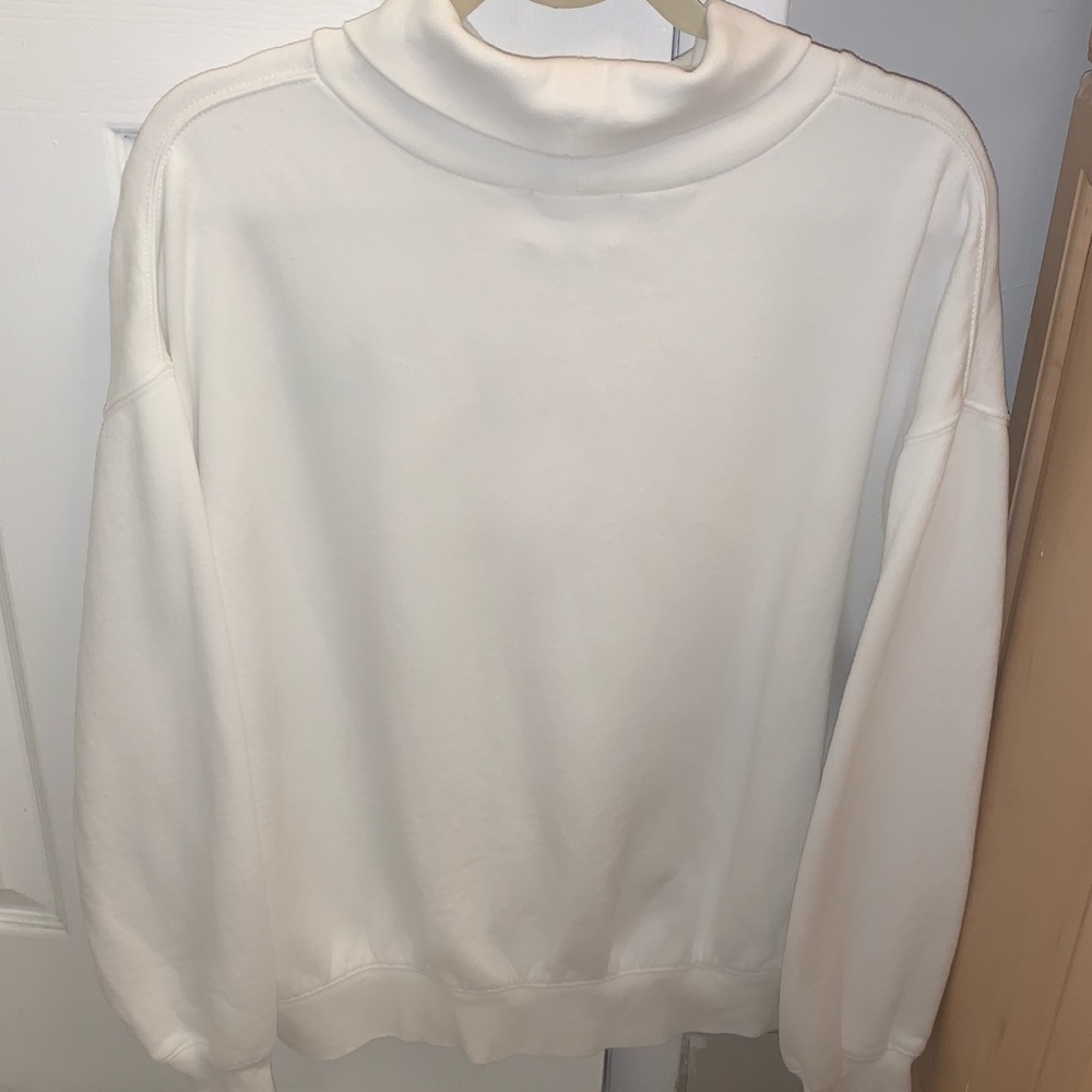 Stüssy White Turtleneck Sweatshirt - Picture 5 of 6